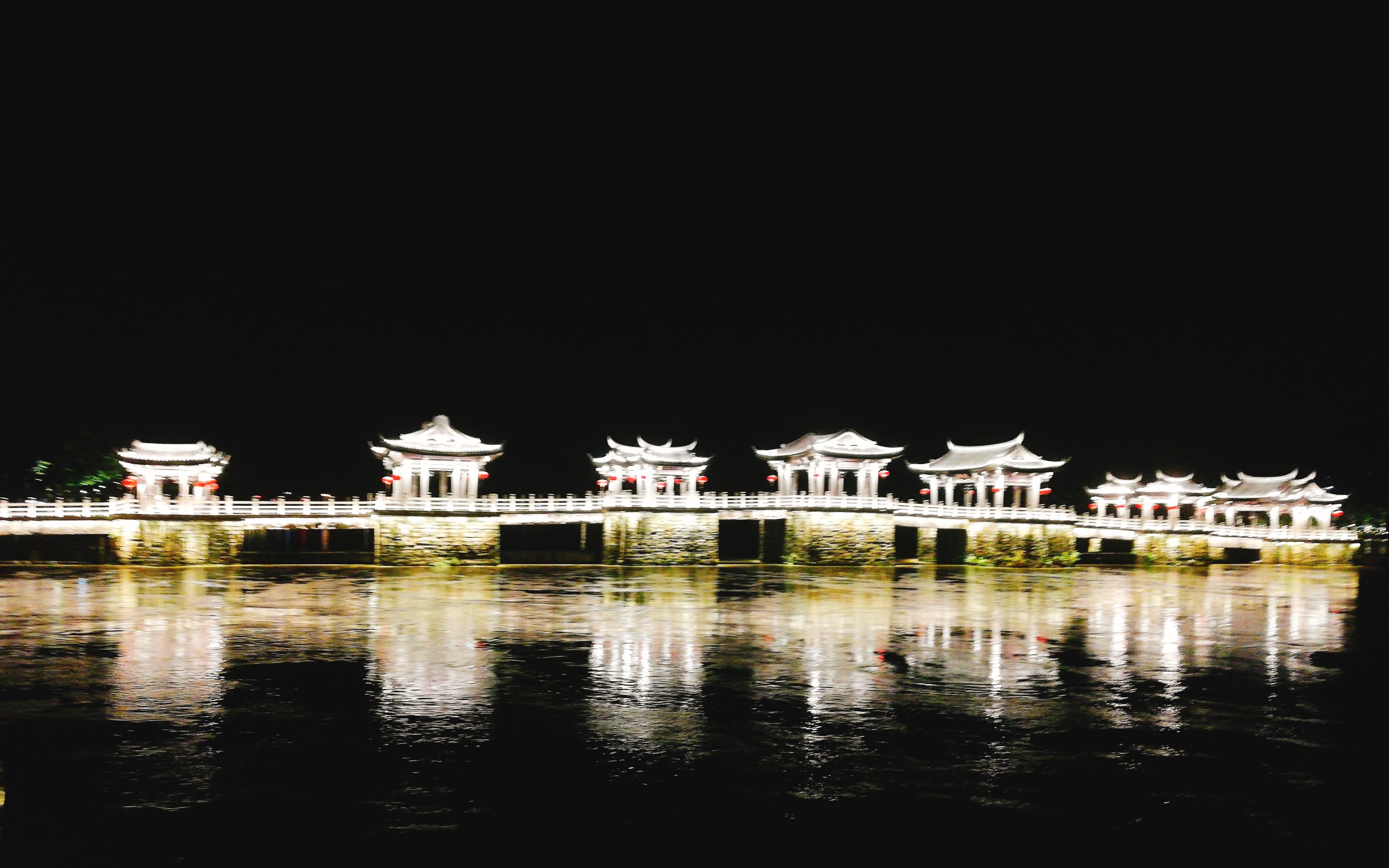 广济桥全景图片