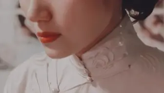 笑死原来十年前就有抛弃白月光为朱砂痣殉情的戏码了哈哈哈！！“回眸简直封神了，这才是真正的一眼万年具象化啊！”时过境迁原来爱也会变的模糊...