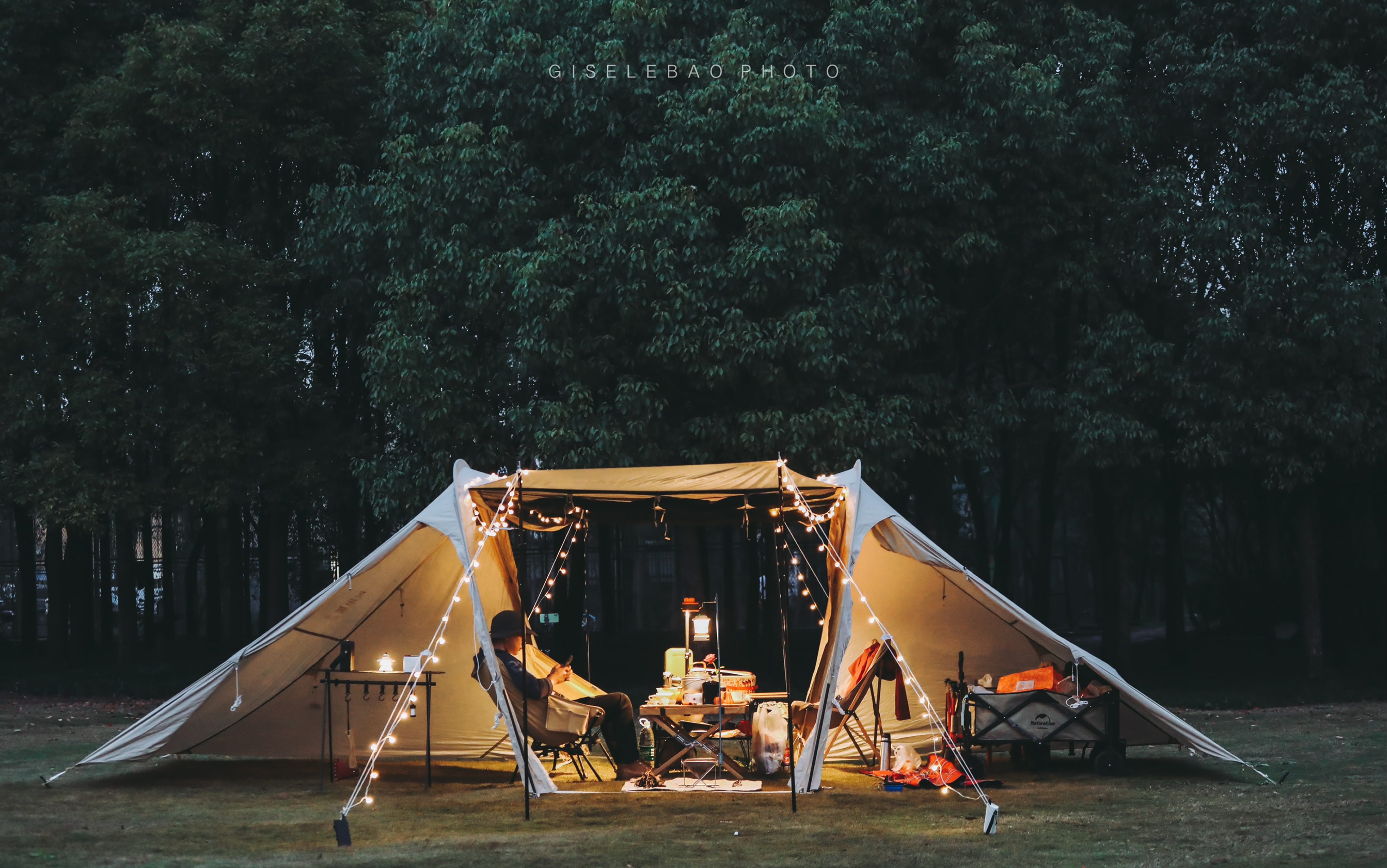 日归露营的夜晚,精髓在于美食,灵魂源自篝火