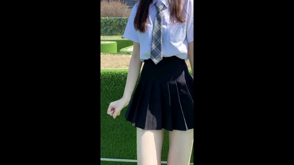 黑丝jk摇,你值得拥有