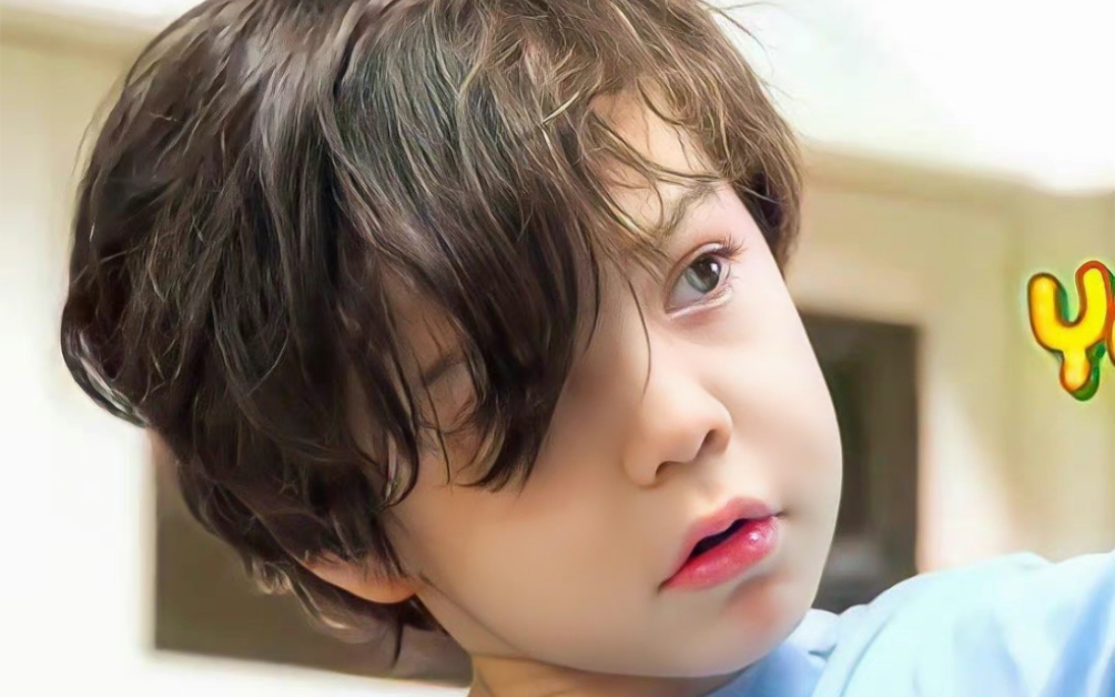 活动作品朴建厚救命4岁帅到这种程度就离谱