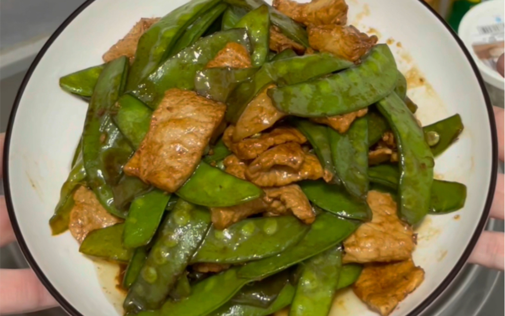 一顿不超十元,挑战努力生活存钱300天.第92天:荷兰豆炒猪肉,家常便饭
