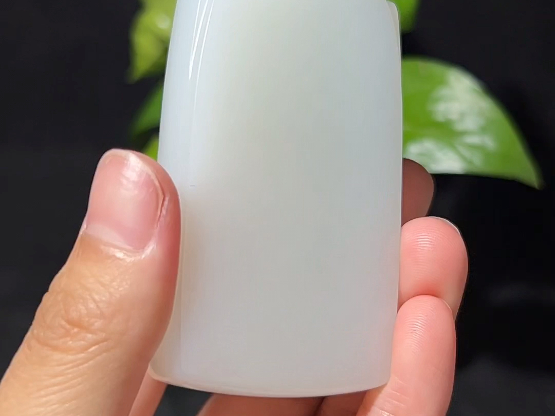 和田玉无事牌吊坠,高货鉴赏,好货来袭