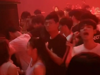 合肥欧贝斯酒吧蹦迪