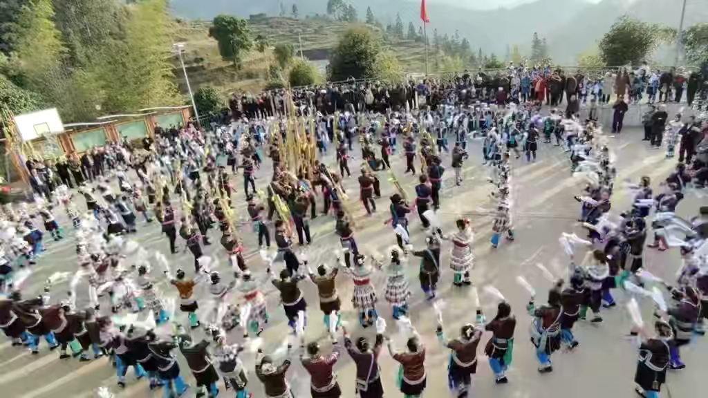 [图]融水苗族自治县杆洞乡芦笙踩堂#非遗过大年#文化进万家