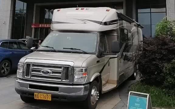 三百多万的房车舒适性好,路上不感觉疲惫