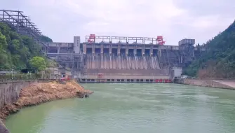 新安江水电站，建国初期国家自行建造的大型水电工程