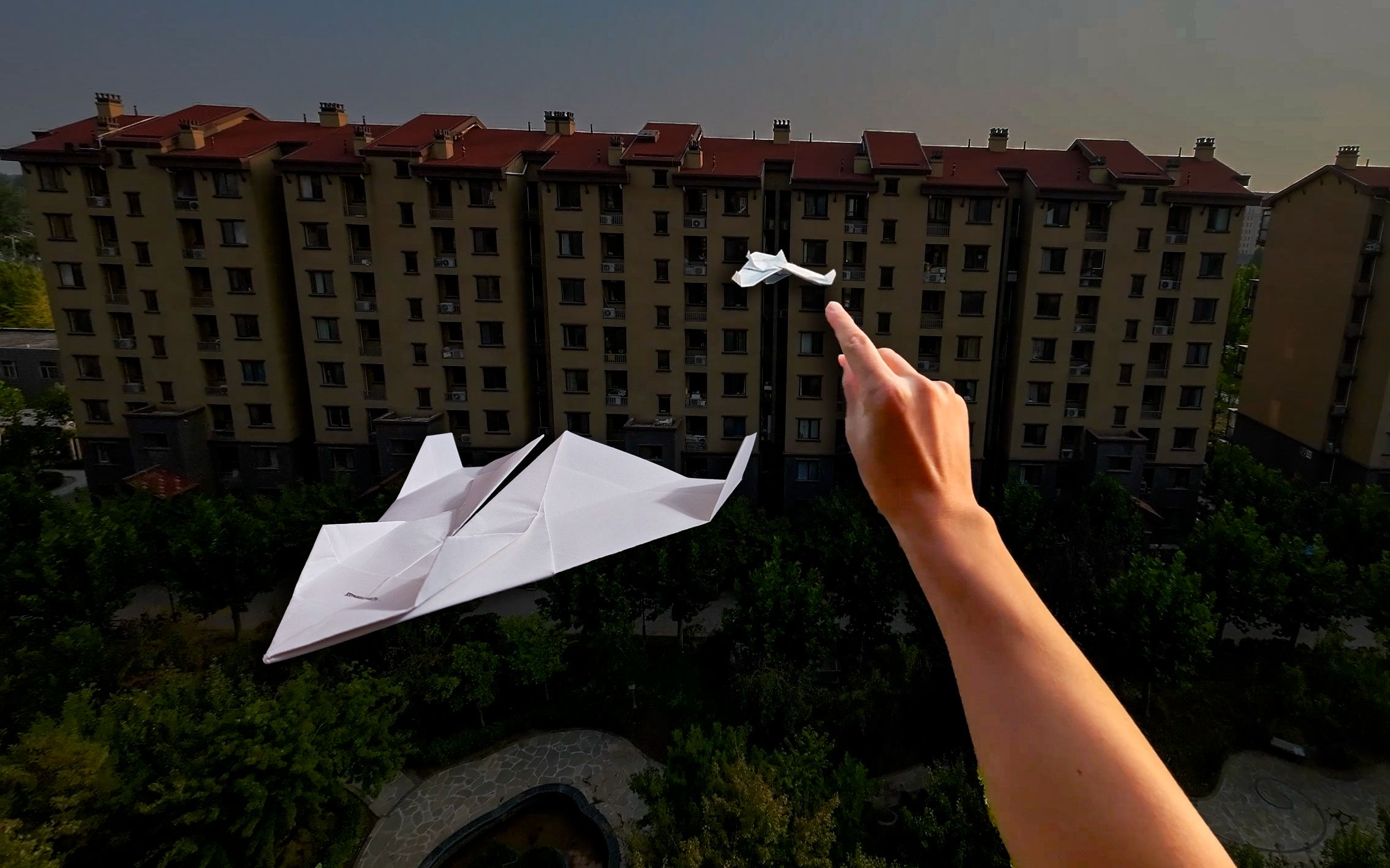 爱心纸飞机的折法图片