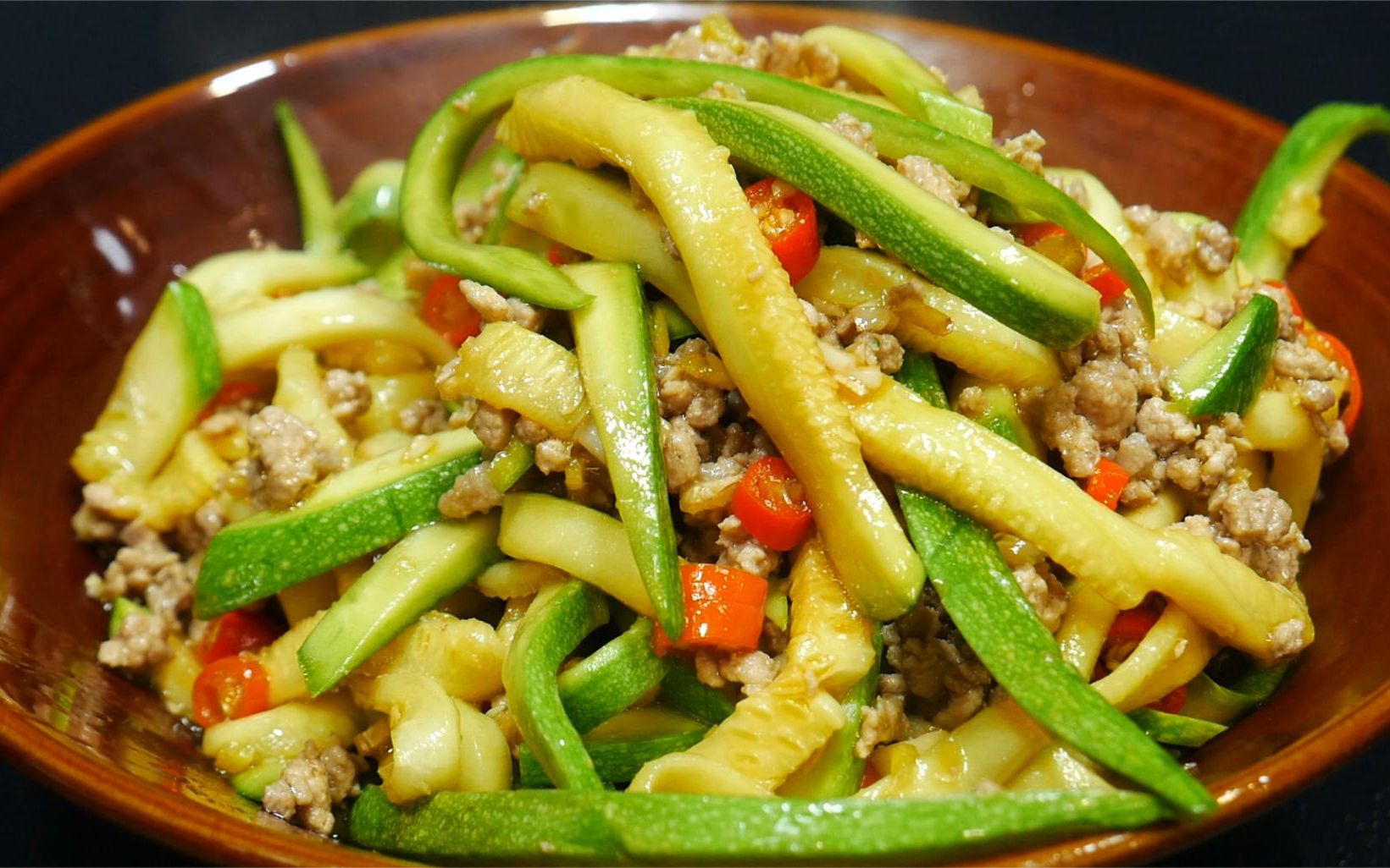 湘菜大厨教你西葫芦炒肉末的做法,简单易学,脆嫩爽口下酒又下饭