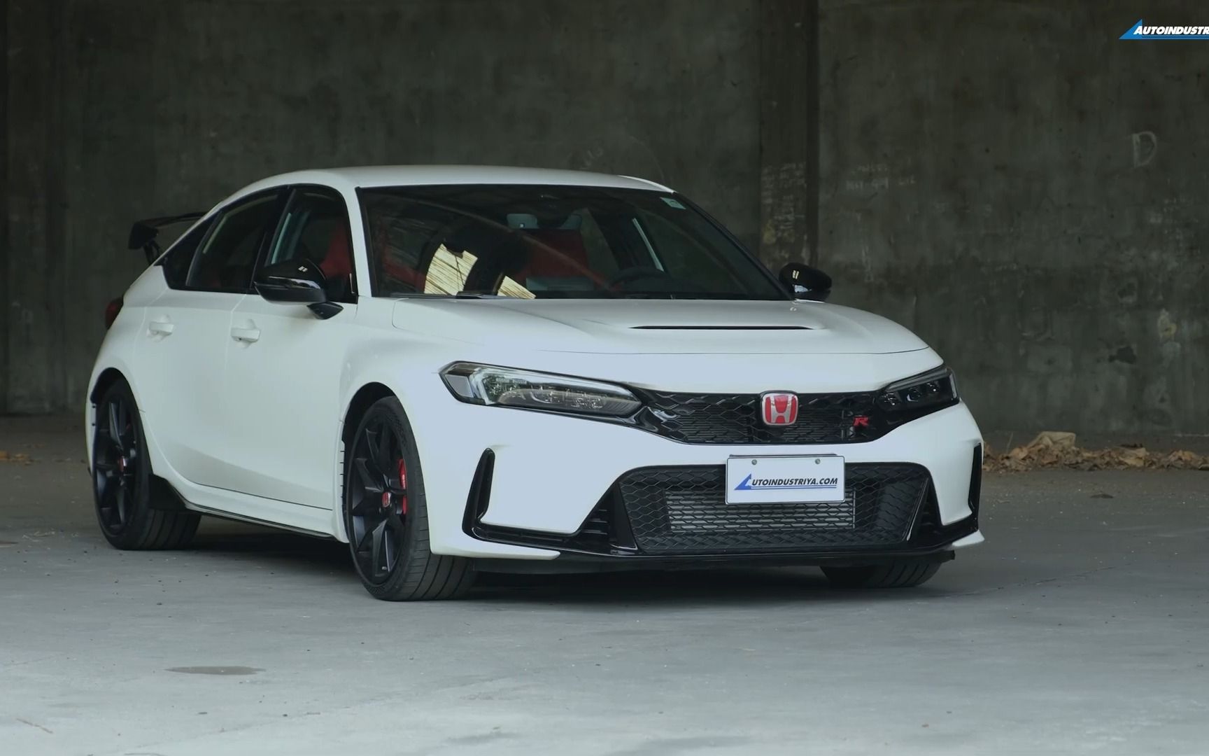 2023 honda civic type r fl5 review: daily driven performance at