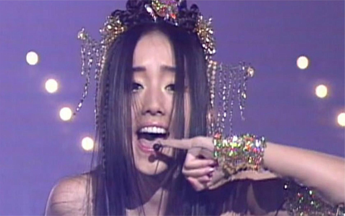 韩流鼻祖李贞贤凭一把扇子,一根小拇指走红却因一句话被封杀