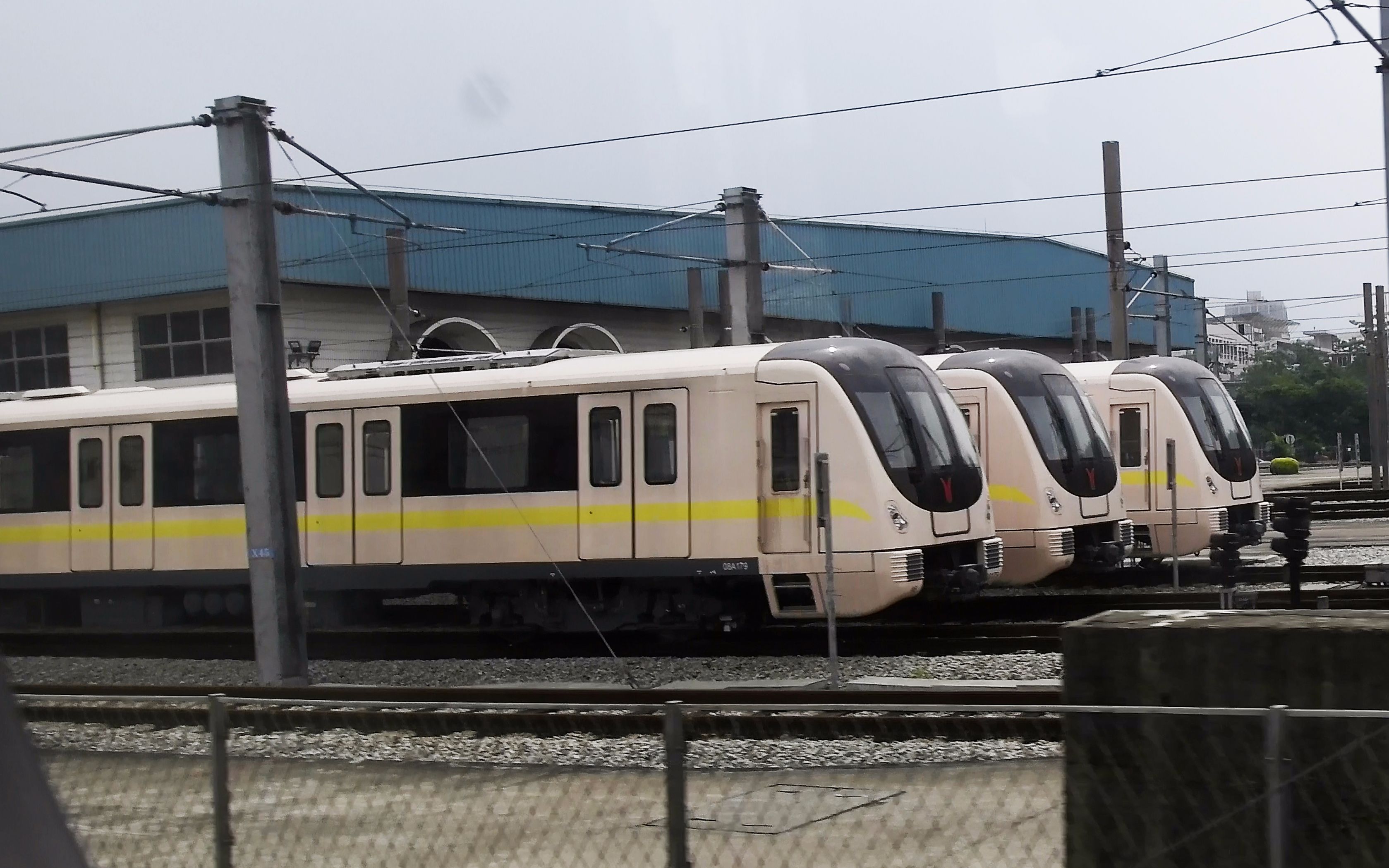 香槟鼠上线~~[广州地铁一号线 坑口~西塱 侧方pov]