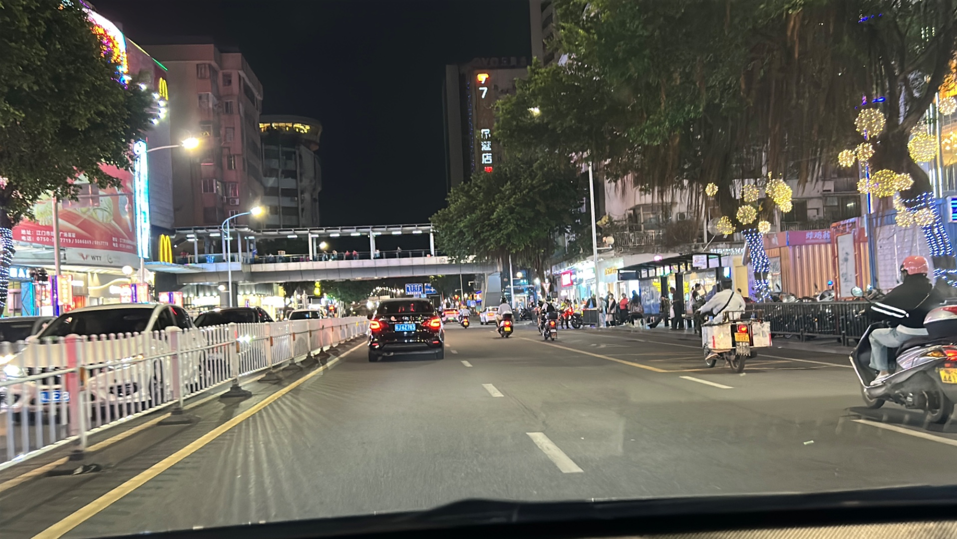 carpov: 在江门的老城区夜游,并一路北!上!棠下镇