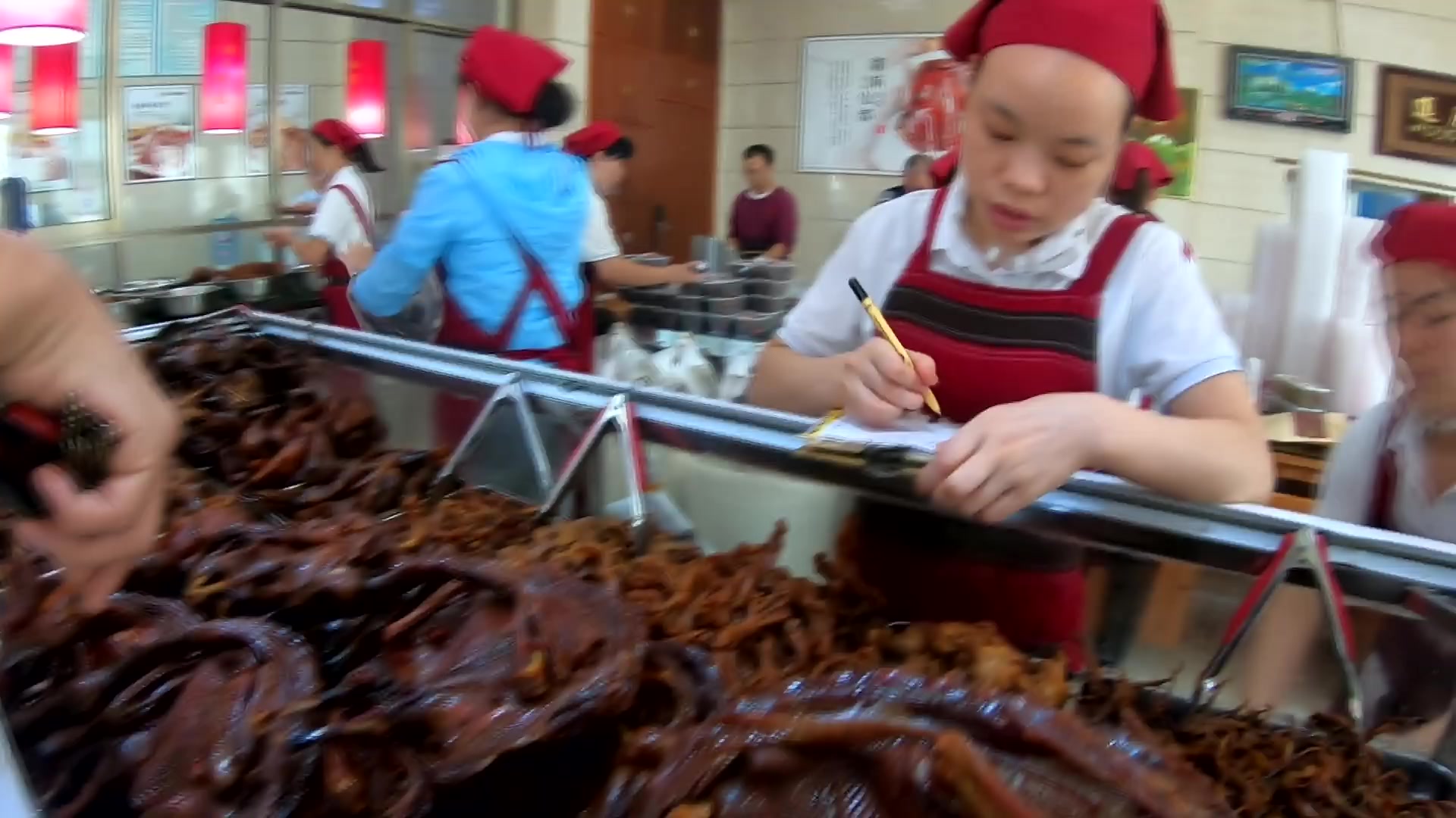 [图]广漂夫妻回醴陵，到仙都总店买3只酱板鸭，一进去口水都要流出来