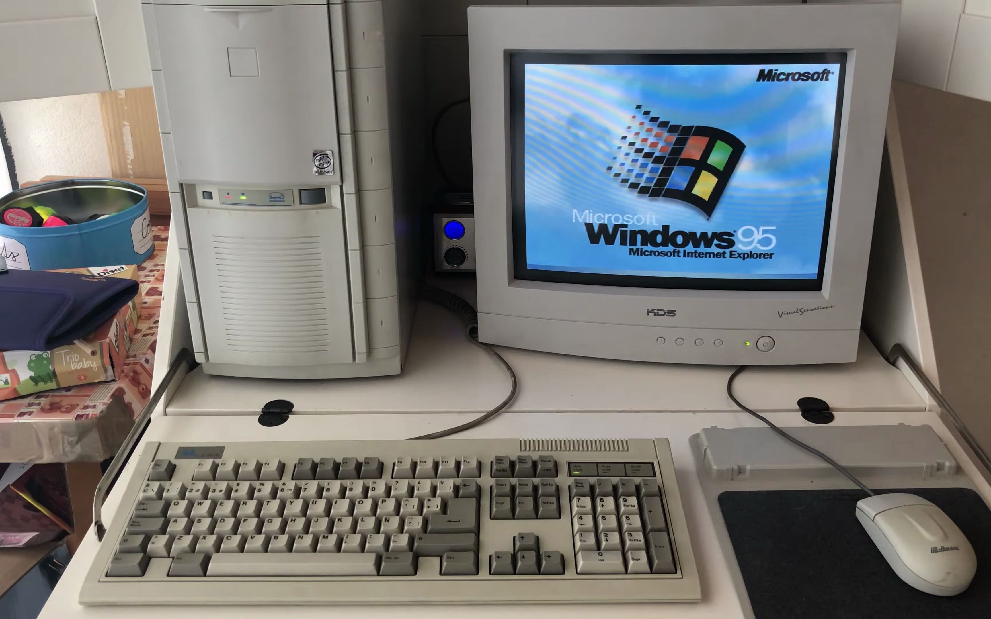 开windows95电脑啦