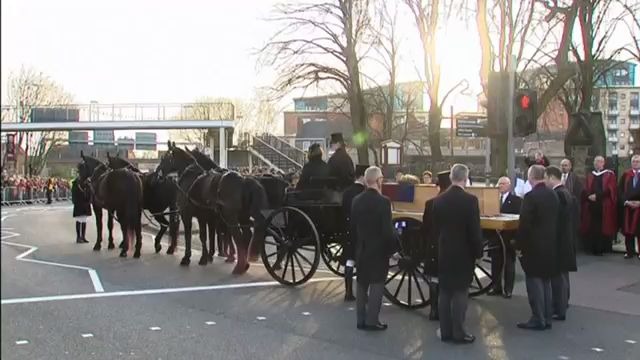 战死在莱斯特的英国国王出殡仪式理查德三世重新安葬于莱斯特大教堂 King Richard III funeralLeicester Cathedral哔哩哔哩bilibili