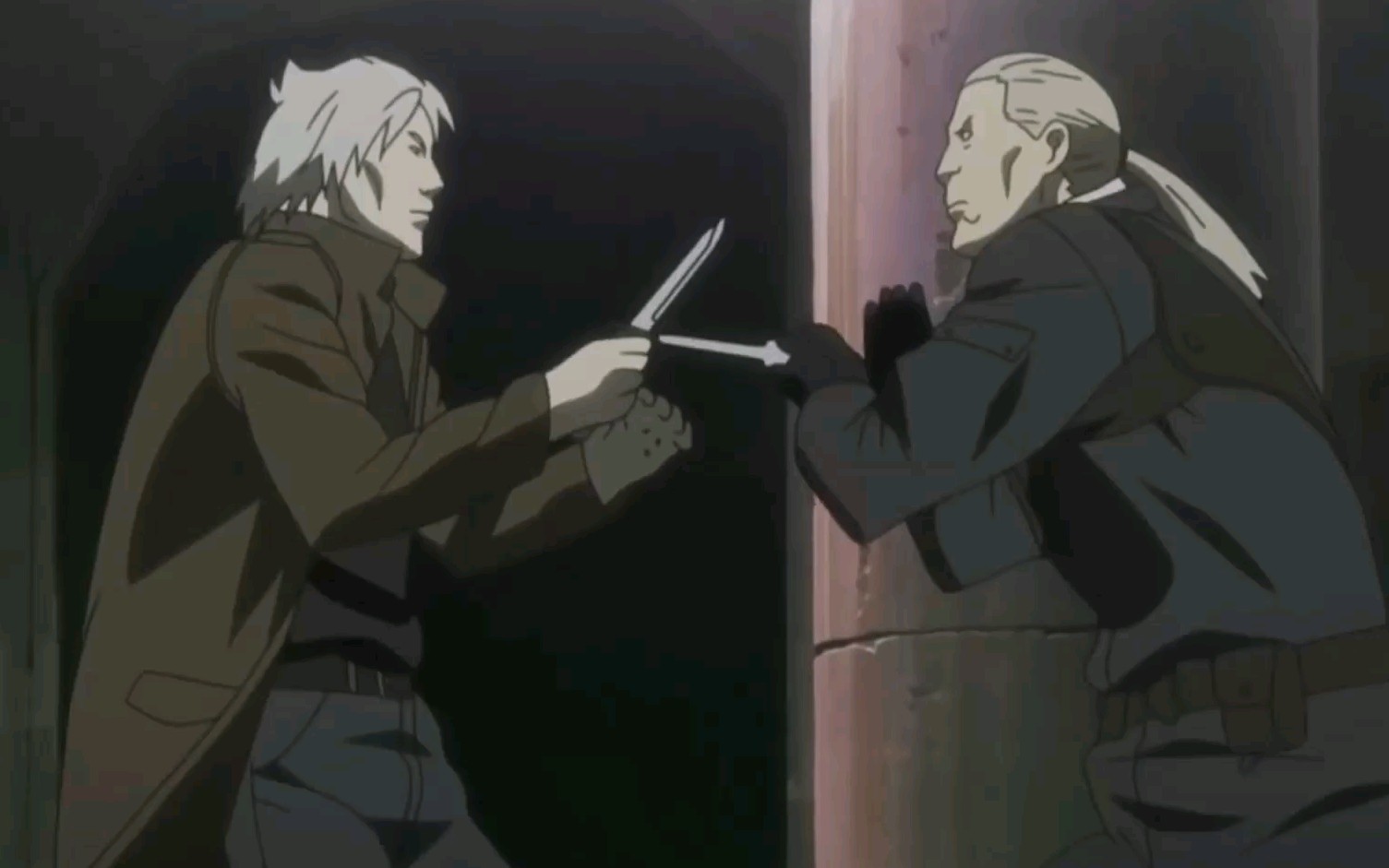 作画mad井上俊之