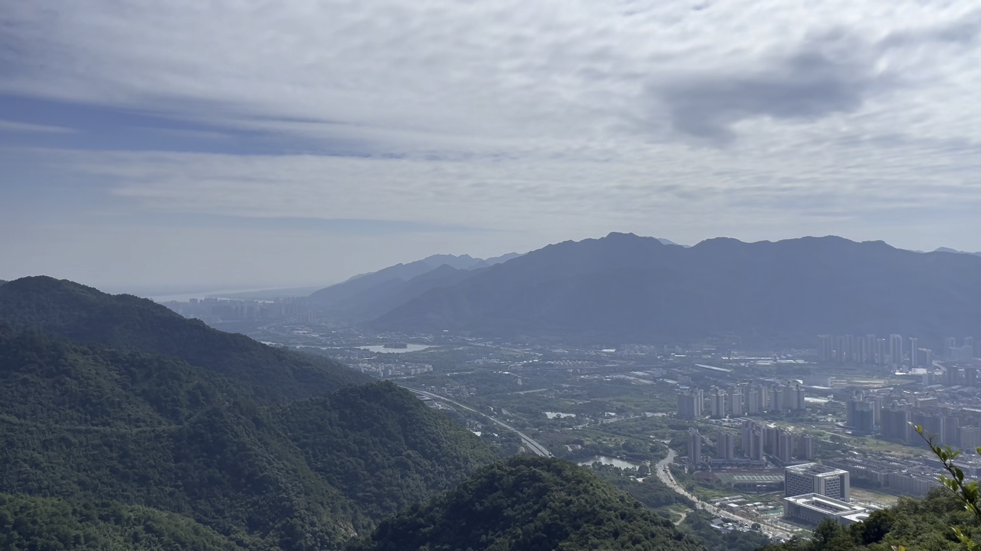 北岭山森林公园山顶图片