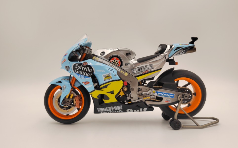 田宫 1/12 honda rc213v 海湾石油涂装 [太阳][太阳][太阳][太阳]