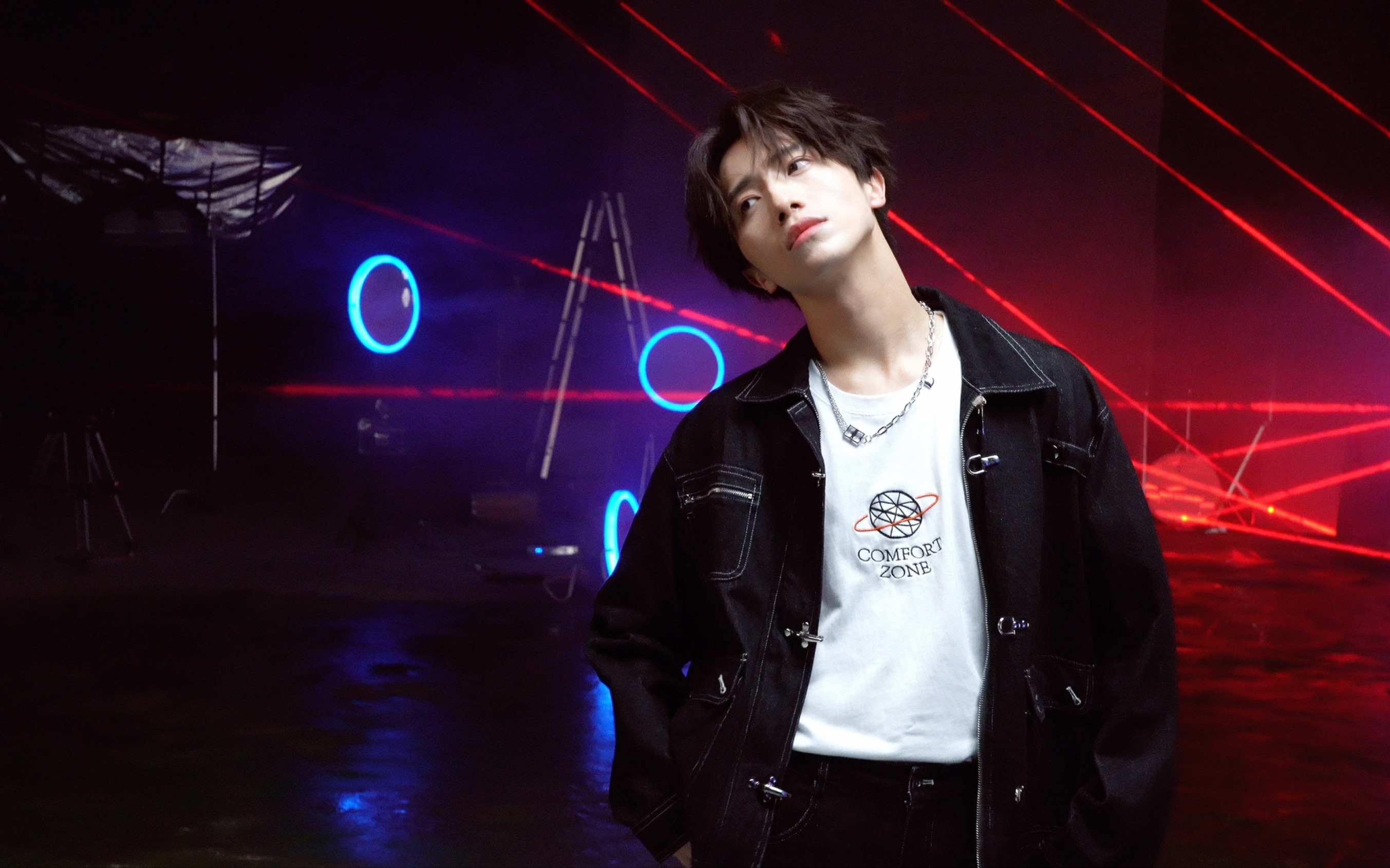 活动  【into1伯远】赛博朋克风的冷感帅哥|新歌发布会vcr拍摄花絮