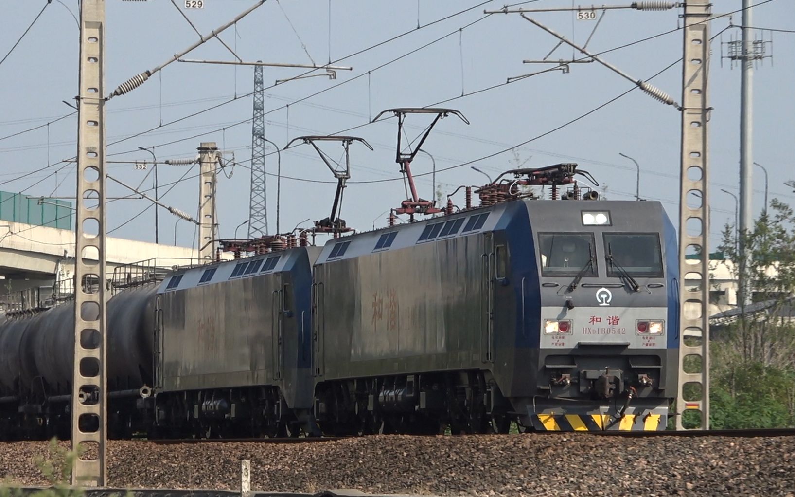 6萧甬铁路』【梅墅村北侧】电力37436次 hxd1b0542 hxd1b0619