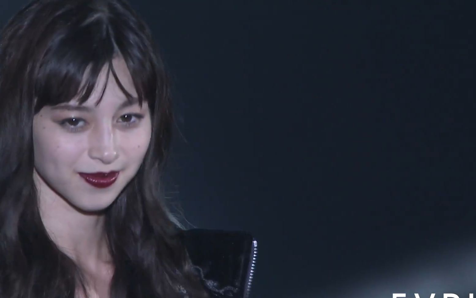 东京女孩时装秀——中条彩未