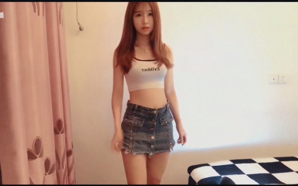 斗鱼美女主播grace小万万性感舞蹈剪辑