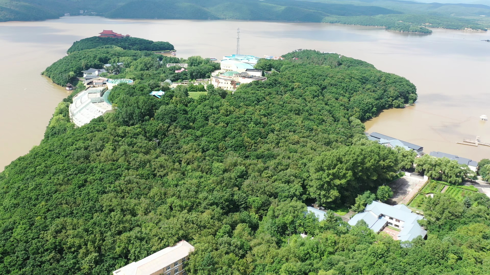 镜泊湖暴雨后的湖北航拍