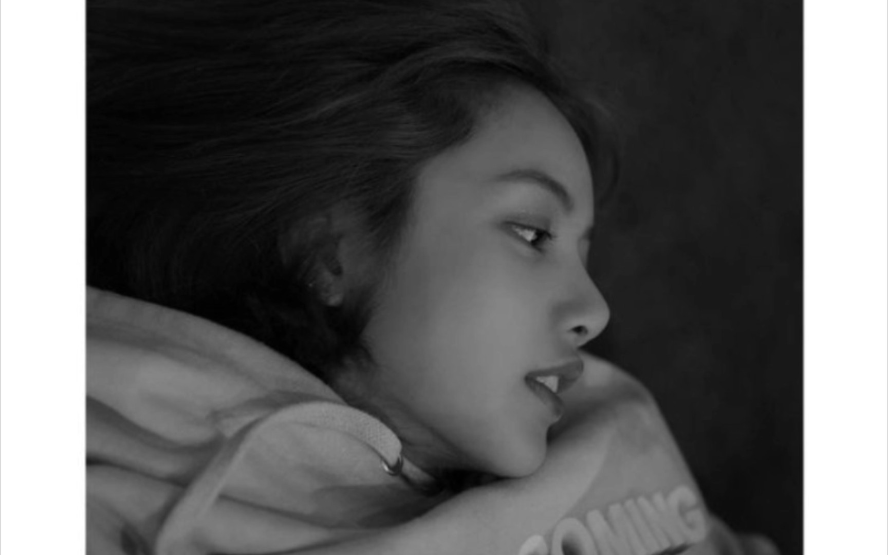 【lisa】lisa无刘海真的帅爆了宝贝*^O^*怪不的不让别人碰，怕帅爆我们♥>3