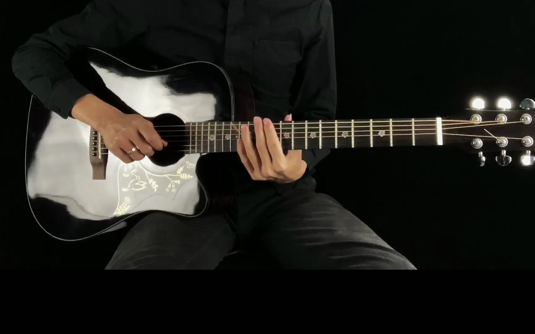 性价比超高的单板吉他贝尼斯98k测评_哔哩哔哩_bilibili