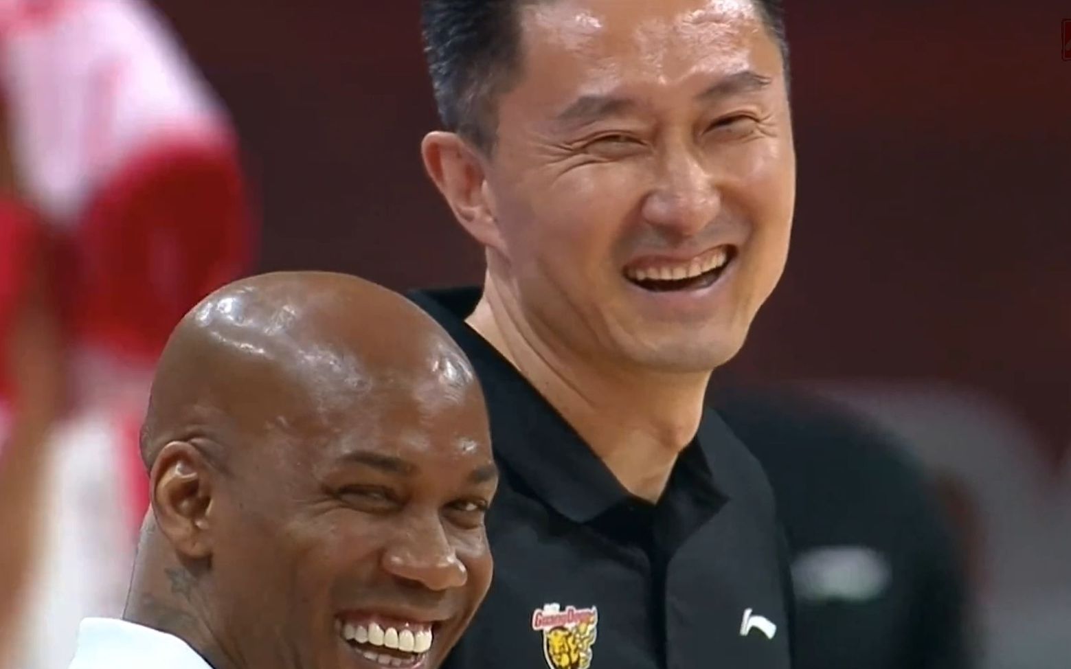 杜锋和马布里,从剑拔弩张到相逢一笑泯恩仇,他俩有何恩怨?