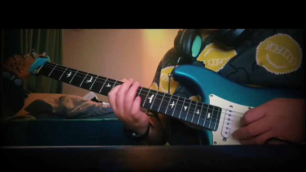 电琴三年半 从真的恨你到独立乐手 坚持练琴的魅力