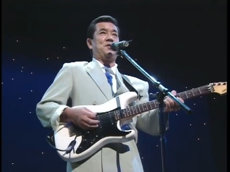 1. 加山雄三 - 夜空の星