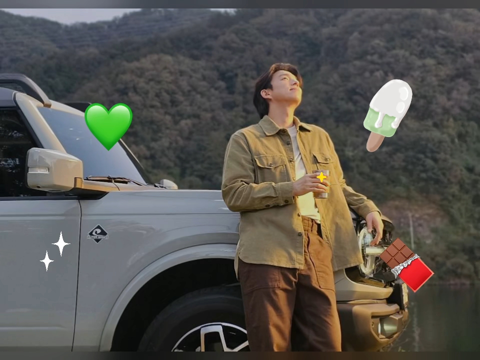 孔刘阿加西新广告照片