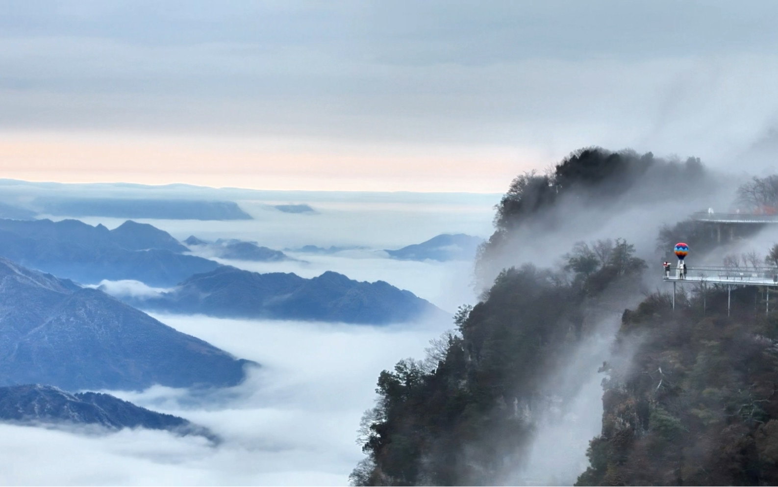 陕西汉中龙头山上分了
