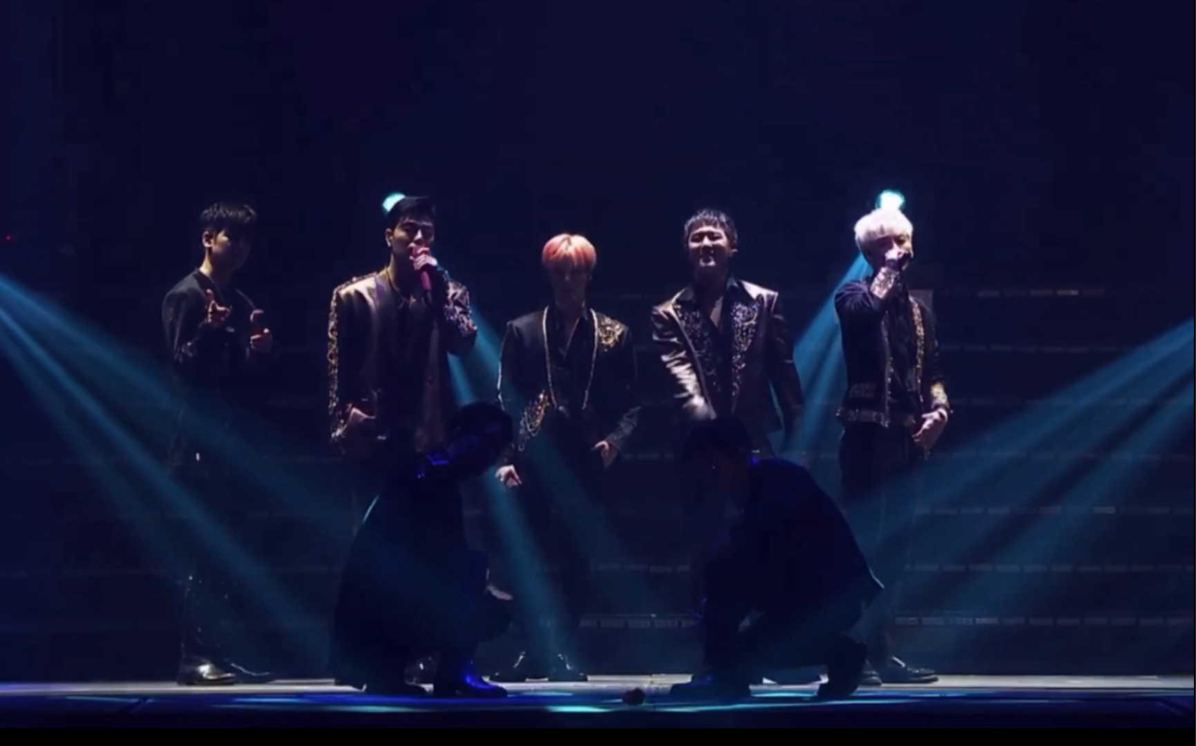 [图]【iKON】超好听现场《ONLY YOU》2019 CONTINUE TOUR首尔场