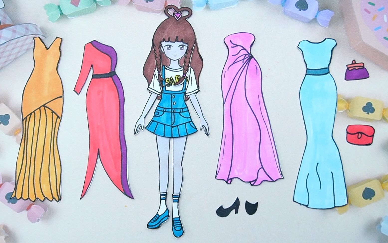 纸娃娃创意手工:给叶罗丽王默制作四件晚礼裙,你喜欢哪件呢