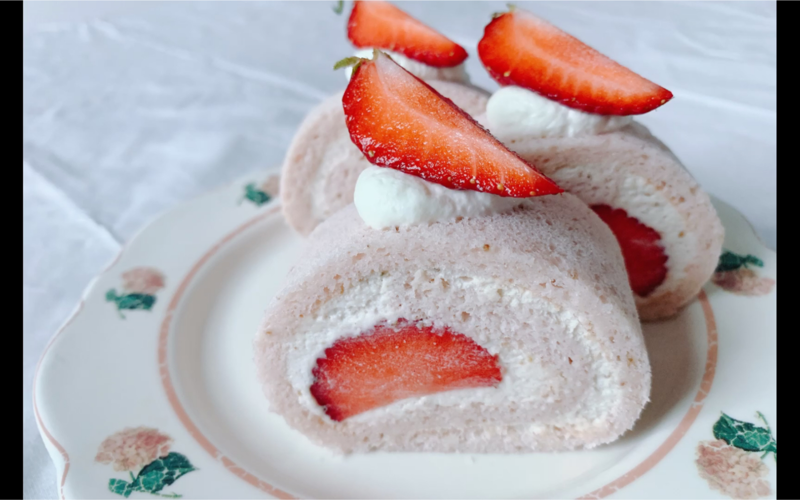 草莓天使蛋糕卷ins风啊爱了