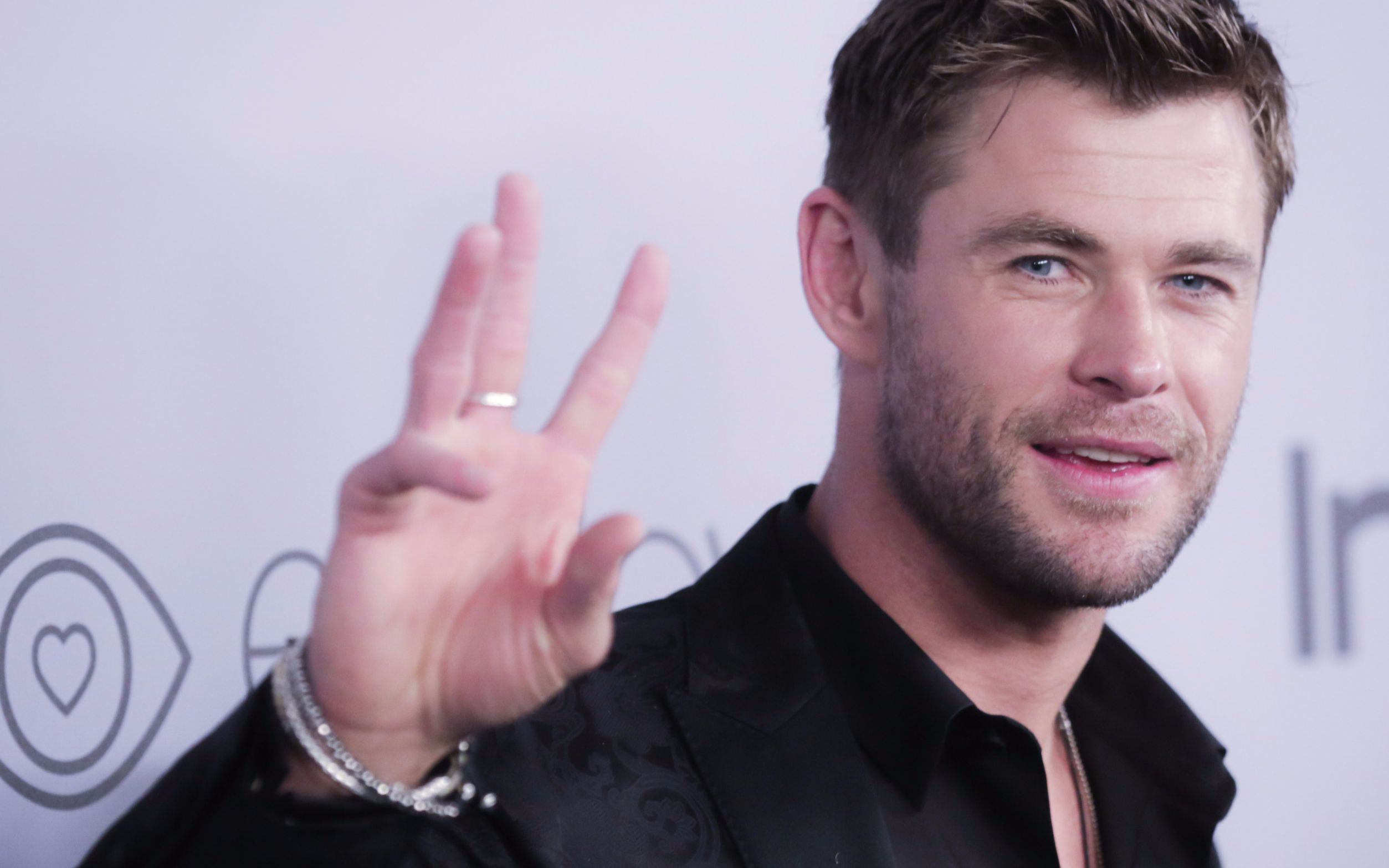 【chris hemsworth 个人舔屏向】he ate my heart
