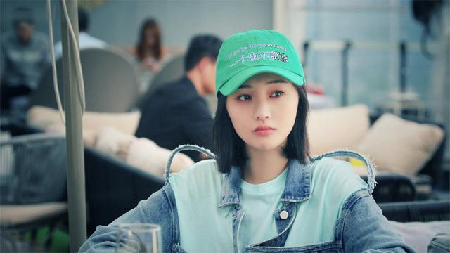 郑爽回沈阳老家被全小区排挤网友表示理解,但粉丝说是赶尽杀绝_哔哩