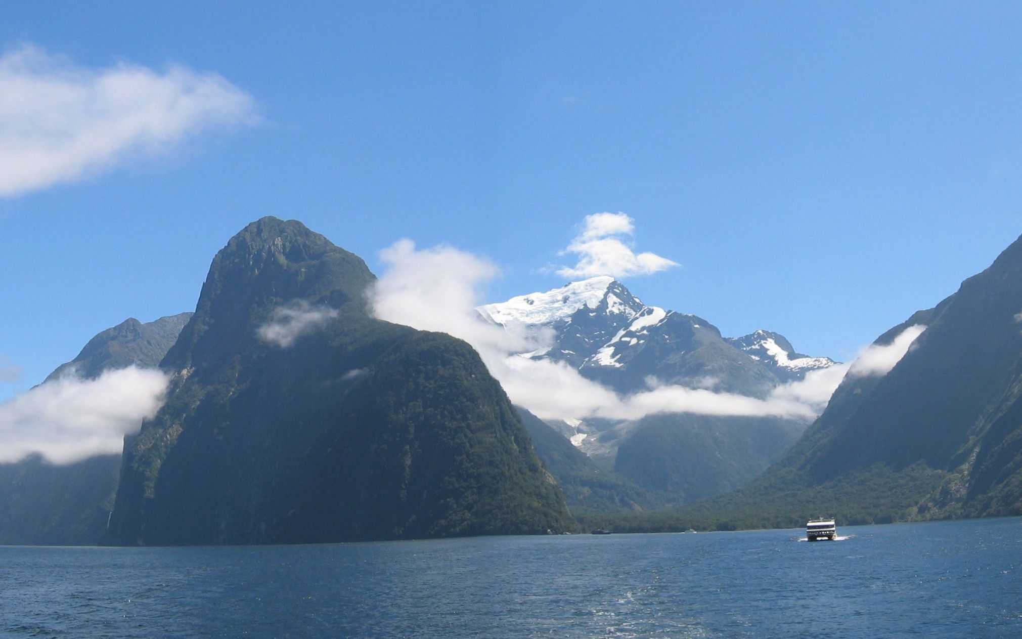 新西兰之旅  13:米尔福德峡湾 Milford Sound via 蒂阿瑙 Te Anau哔哩哔哩bilibili