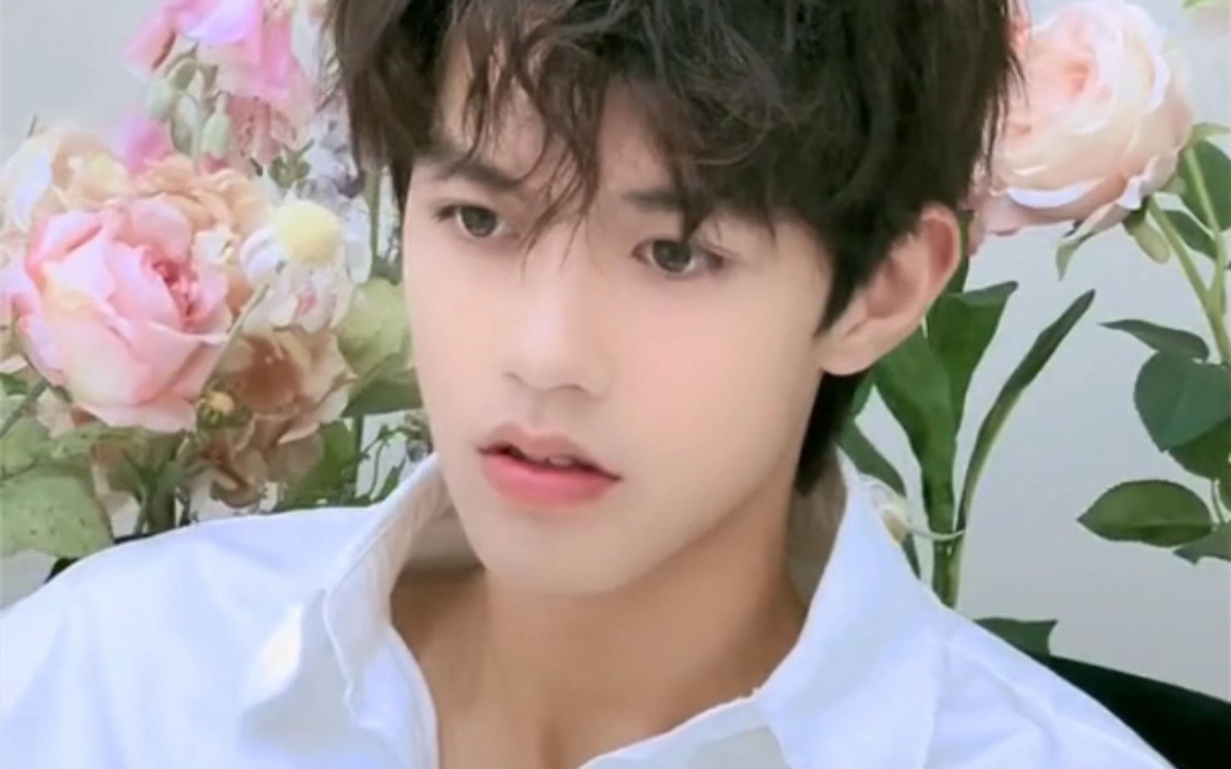 中法混血男大学生?18岁广东本土男模这不就是我的天菜