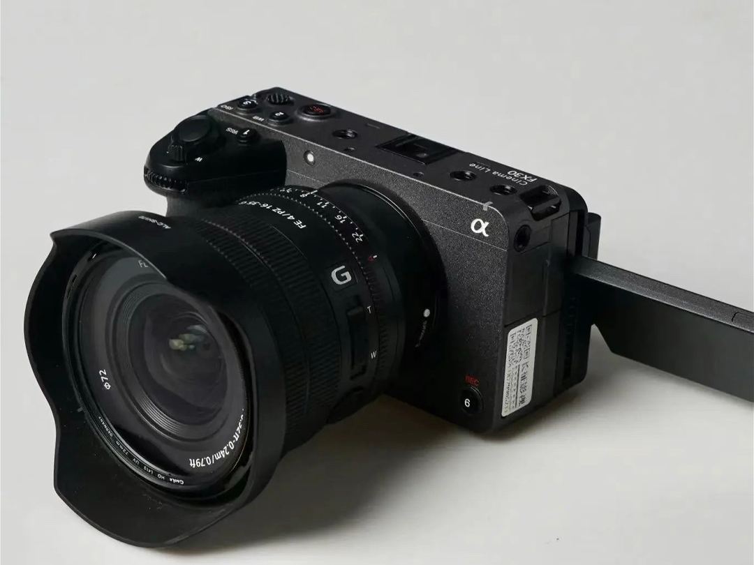 出租租赁索尼fx30紧凑型4k super 35mm 电影机摄像机单机身!