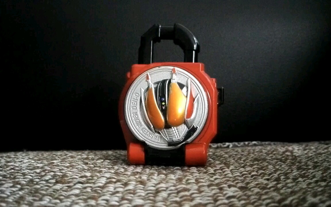 试玩刚买的锁头(假面骑士铠武高潮电王锁种测评)