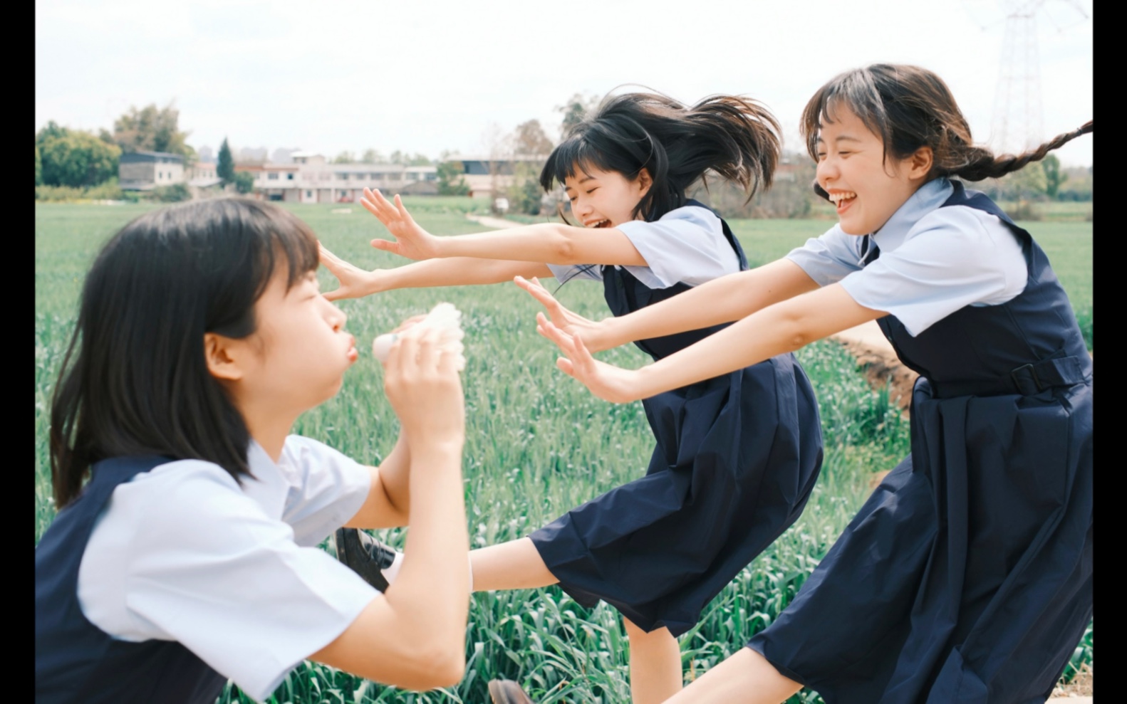 日系青春多人拍照全记录~-chihiroo_o-默认收藏夹-哔哩哔哩视频