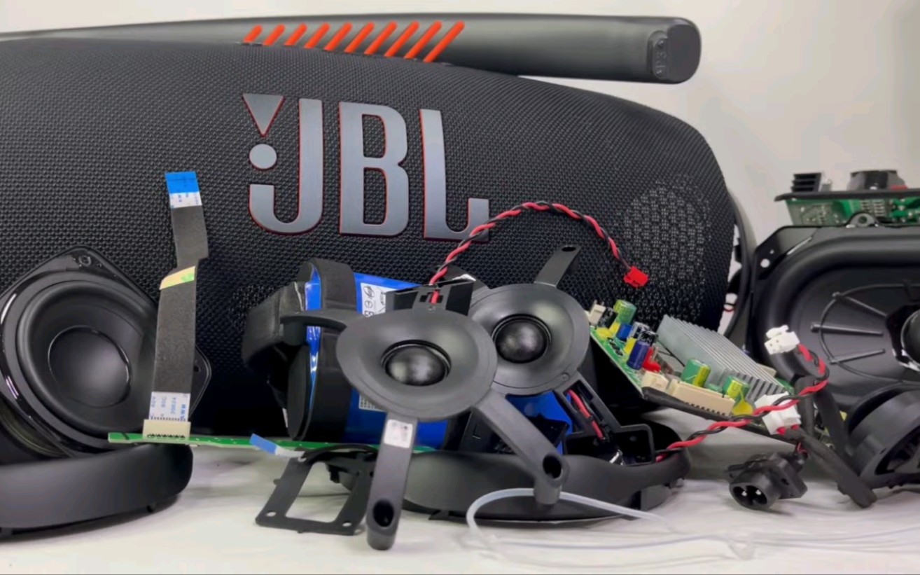 [图]JBL BOOMBOX3 战神3 无损完整拆解