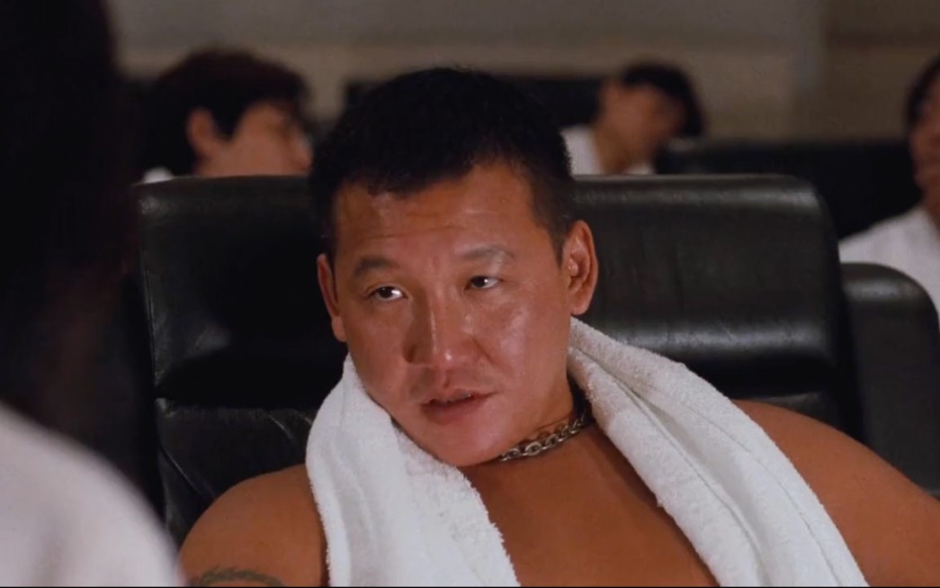 芭比领了盒饭,靓坤火气很大_哔哩哔哩_bilibili