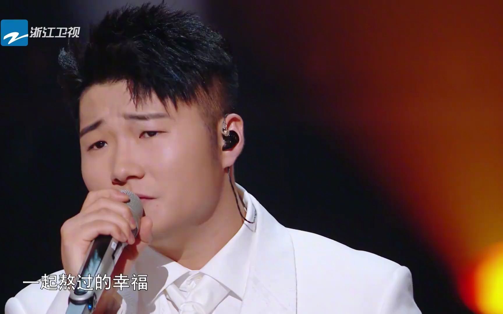 白小白模仿孙楠演唱相似度99 ,周深现场称赞没谁了
