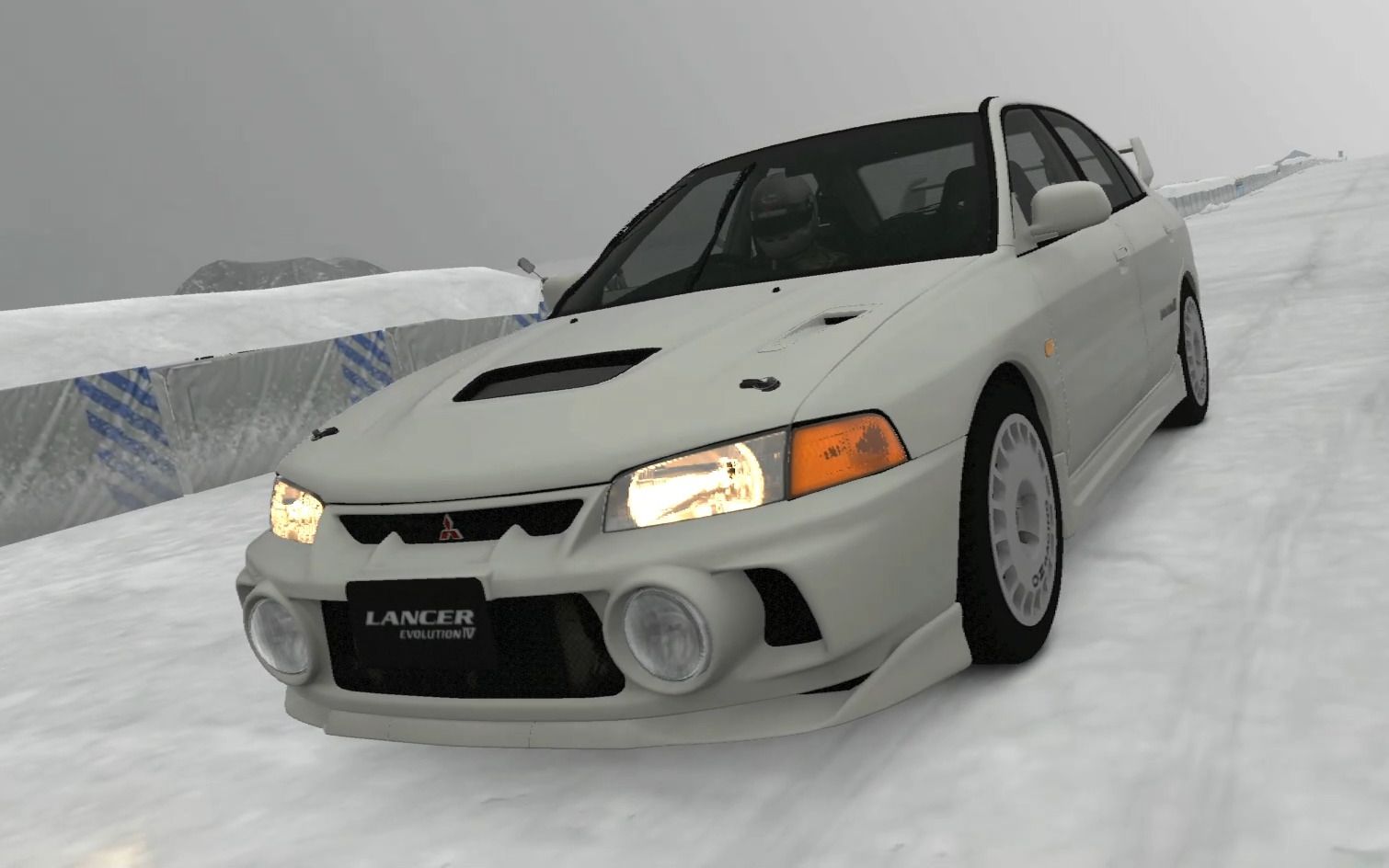 【究极社长】四驱越野王evo iv 96-对比龟速车-雪地大行走!