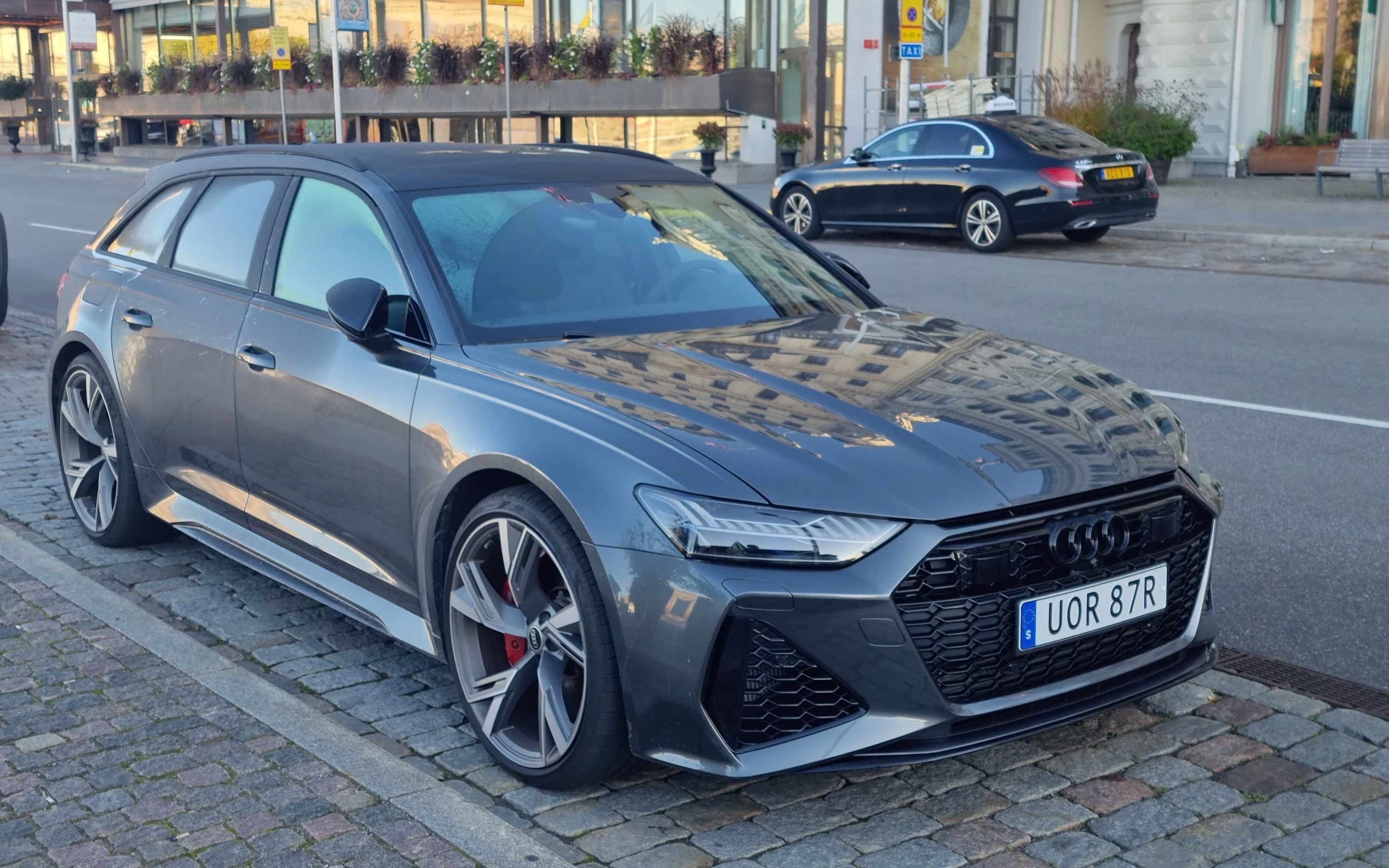 奥迪rs6blackopticpackage街头实拍4k